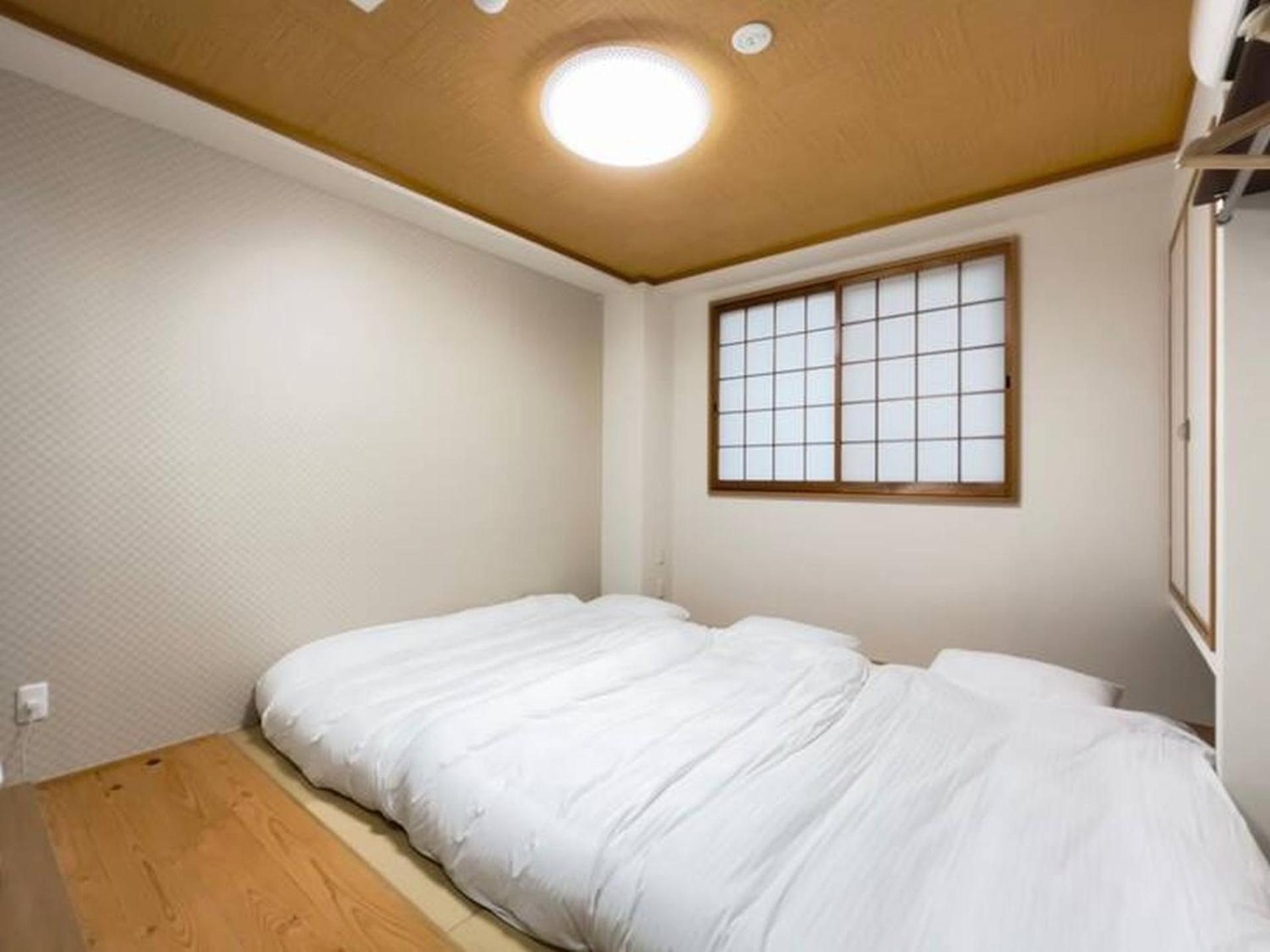 Jujo Tatami Apartment