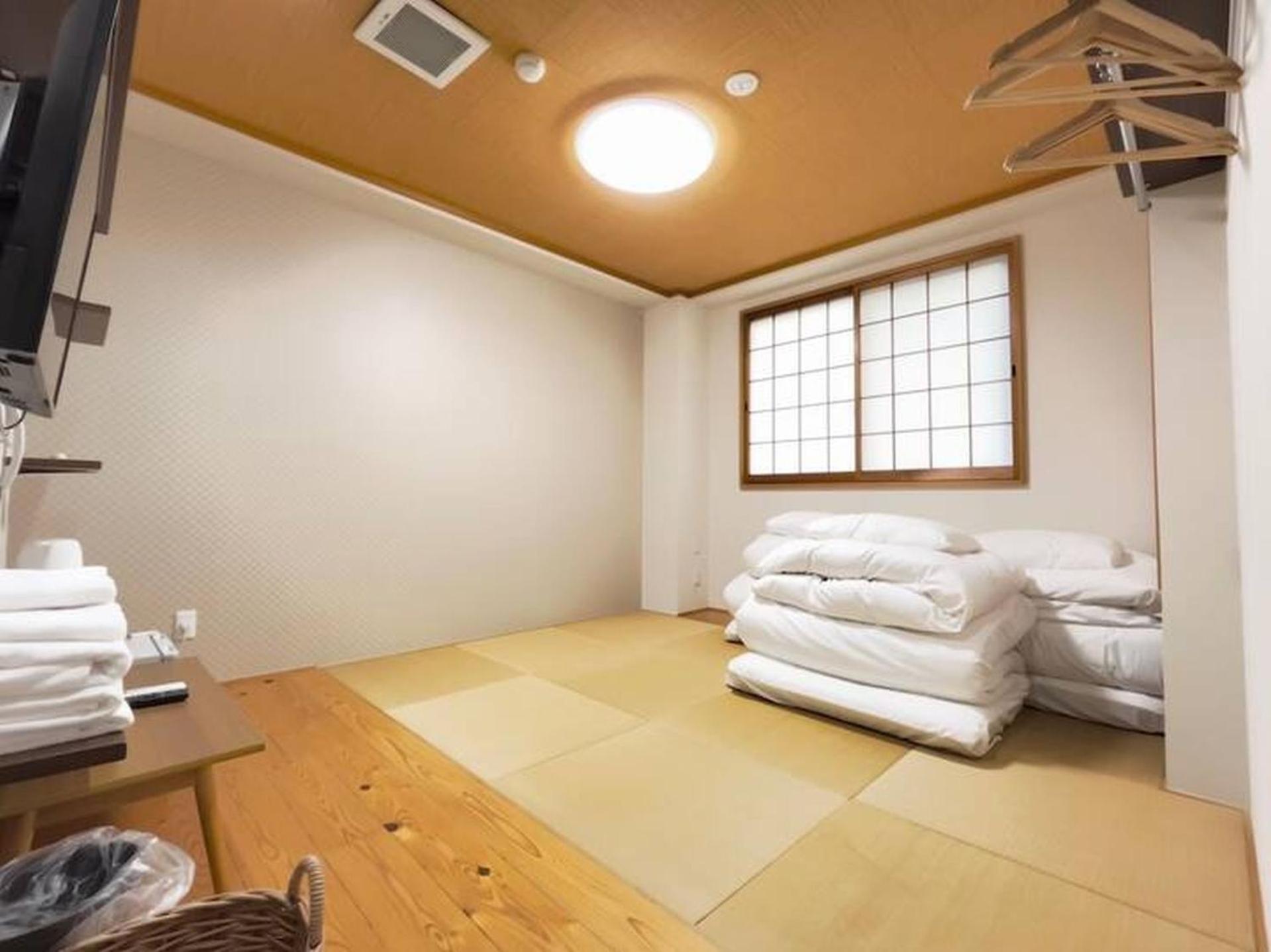 Jujo Tatami *